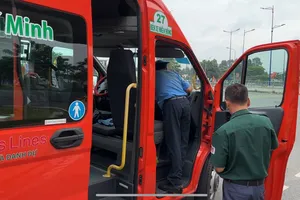 CSGT TP.HCM sẽ kiểm tra thiết bị giám sát hành trình với xe kinh doanh vận tải