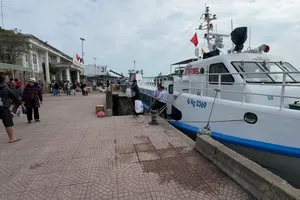 Huy động Cảnh sát biển đưa người dân đảo Lý Sơn về ăn Tết nếu thời tiết bất lợi