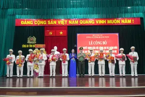 Quảng Ngãi giải thể 13 đơn vị công an cấp huyện, 11 lãnh đạo phòng nghỉ hưu trước tuổi