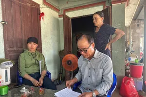 Ý kiến các bên vụ 18 hộ dân nhận đền bù gần 800 ngàn/m2, mua đất tái định cư 8 triệu/m2