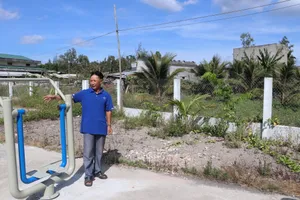 Người đàn ông 2 lần hiến đất 'vàng' trong khu kinh tế Dung Quất