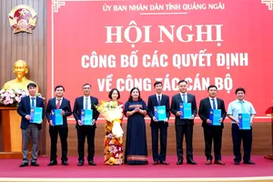 Quảng Ngãi công bố nhân sự giữ chức giám đốc sở, ngành