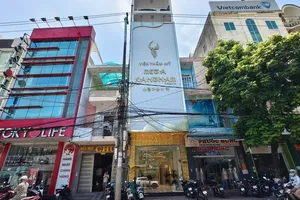 Viện thẩm mỹ mồi chài làm dịch vụ 'chui’