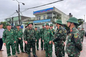 Quân khu 5 ứng trực tại Gia Lai, Quảng Ngãi ứng phó bão số 13