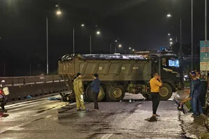 Quốc lộ 1 qua Quảng Ngãi tê liệt một chiều vì tai nạn