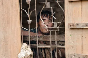 Rốn lũ Hòa Xuân vẫn còn nhiều nơi ngập sâu 