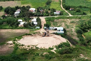 Cát sỏi ở Quảng Ngãi bị đẩy giá, các dự án trọng điểm lo
