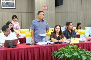 Có tình trạng công chứng viên cho thuê bằng để hưởng lợi