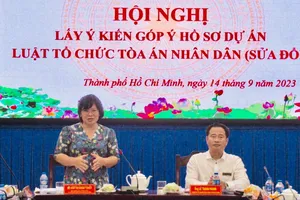 Đang giải quyết khiếu nại mà đương sự livestream có được không?