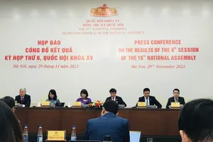 Có bắt buộc thu thập mống mắt khi CCCD còn hạn sử dụng?