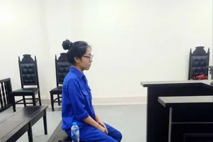 Giả làm sếp tại 1 hãng hàng không để lừa tiền của người yêu