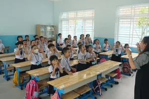 Giáo viên đang nghỉ hè mà bị ốm có được hưởng chế độ ốm đau?