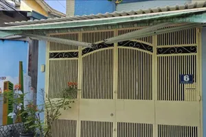 Hơn 4 năm chưa được cấp đổi sổ hồng vì lá đơn của chồng cũ