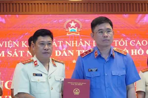 VKSND TP.HCM trao quyết định bổ nhiệm nhiều nhân sự mới