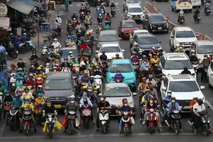 Đèn xanh bật mà không di chuyển cũng có thể bị phạt