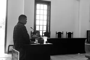 Khổ như... chủ nợ!