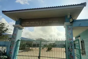 Vụ hiệu trưởng ở Cà Mau bị cáo buộc tham ô 10,7 triệu đồng: Cân nhắc kỹ việc xử hình sự