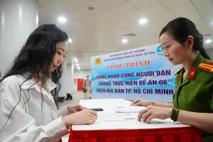 Việt kiều muốn làm căn cước có được không?
