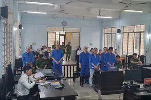 6 người lãnh án vì đe dọa, cưỡng ép đòi nợ