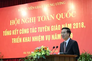 Lo ngại cán bộ ít truyền tin tích cực