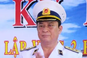 Đô đốc Nguyễn Văn Hiến bị cách nhiều chức vụ đảng