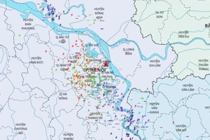 Trận mưa dông sáng nay, Hà Nội hứng chịu 10.212 cú sét 
