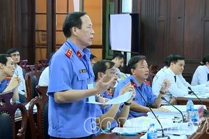 Đại diện VKSND Tối cao tại phiên xử giám đốc thẩm vụ án Hồ Duy Hải. Ảnh: congly.vn