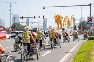 Xích lô du lịch Đà Nẵng khoác áo mới