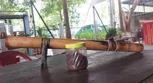 Bị trộm khi đang say thuốc lào