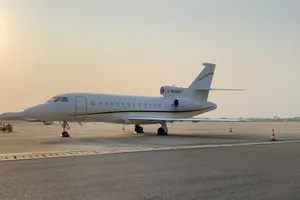 Chuyên cơ riêng chở tỉ phú Bill Gates đến thăm Đà Nẵng