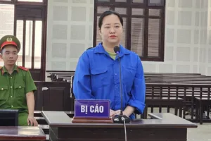 Mạo nhận tổng giám đốc để lừa làm sổ đỏ giả, chiếm đoạt tiền tỉ