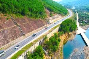 Đấu thầu qua mạng còn nhiều hạn chế, chuyên gia đề nghị phải có chế tài xử lý