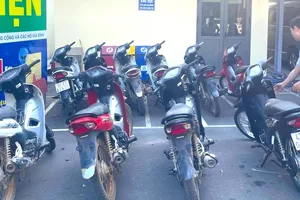 Hàng loạt xe máy bị trộm cắp ở Đà Nẵng rồi đưa sang Lào tiêu thụ