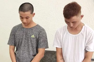 Chủ nợ rủ con nợ đi cướp tài sản kiếm tiền tiêu xài