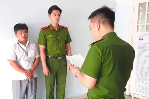 Nhờ người làm giả chủ đất để lừa đảo