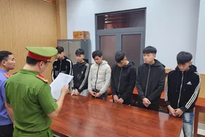 Nhóm thanh niên đánh người, chạy xe nẹt pô bị bắt