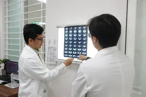 3 giờ phẫu thuật lấy khối u mỡ hơn 5kg cho người đàn ông ở Quảng Ngãi