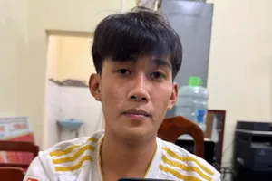 Nam thanh niên dùng video nhạy cảm tống tiền hàng tỉ đồng