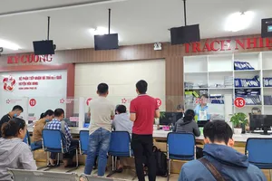 Trục trặc phần mềm in phôi, nhiều người dân Đà Nẵng chưa nhận được sổ đỏ mẫu mới