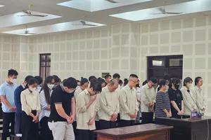 Tuyên án 35 bị cáo trong đường dây cho vay lãi nặng qua app