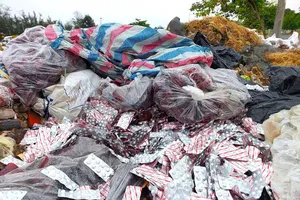 Thông tin mới vụ thuốc tân dược bị vứt ngoài bãi rác 