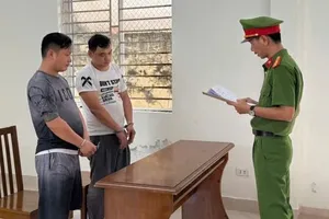 Giả công an đi cướp sòng bài