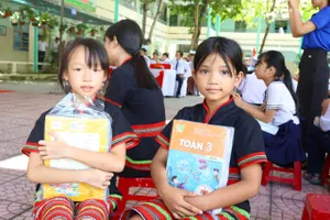 1 xã ở Đà Nẵng tặng sách giáo khoa miễn phí cho học sinh
