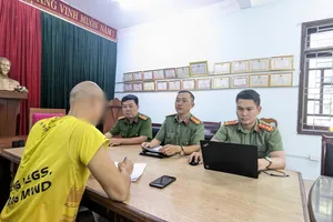 Công an xử lý người đàn ông đăng thông tin bịa đặt trên mạng xã hội