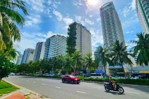 Đà Nẵng có giải pháp gì sau vụ nhiều khách sạn ven biển bị xử phạt về môi trường?