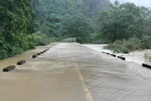 Quảng Trị: Nhiều nơi ngập lụt, cảnh báo lũ quét