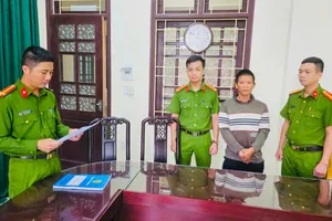 Bắt tạm giam chủ tàu cá tắt định vị để khai thác hải sản bất hợp pháp