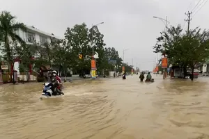 Quảng Trị: Rốn lũ Lệ Thuỷ ngập lụt nặng sau mưa lớn, sông Kiến Giang vượt báo động 3