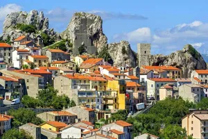 Ngôi làng Pietrabbondante của tỉnh Molise đang chào đón các tình nguyện viên đến khởi nghiệp