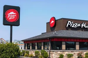 Nợ 1 tỉ USD, chuỗi Pizza Hut ở Mỹ nộp đơn xin phá sản